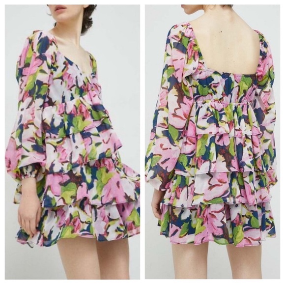 💐 NWT Abercrombie & Fitch Pink Floral Tiered Ruffle Mini Dress - Small - Picture 1 of 3